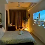 Premium Cozy Suite Rooftop Pool Klcc-1080Hd Movie